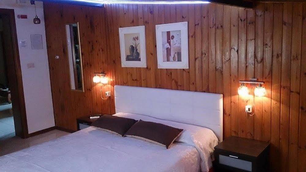 Il Mirto E La Rosa Bed & Breakfast Arenella  Luaran gambar