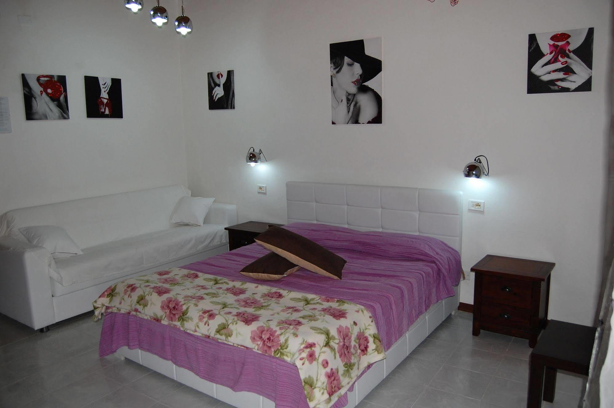 Il Mirto E La Rosa Bed & Breakfast Arenella  Luaran gambar